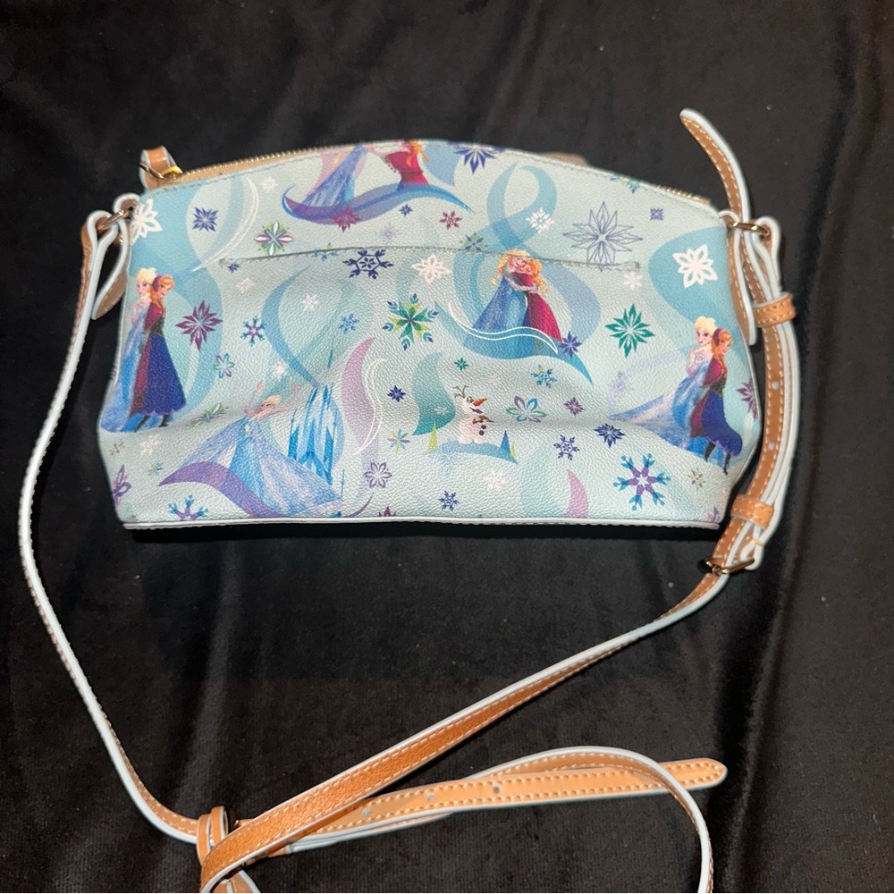 Disney Dooney & Bourke Frozen Elsa Anna Olaf Crossbody Purse Retired Edition - Picture 4 of 7